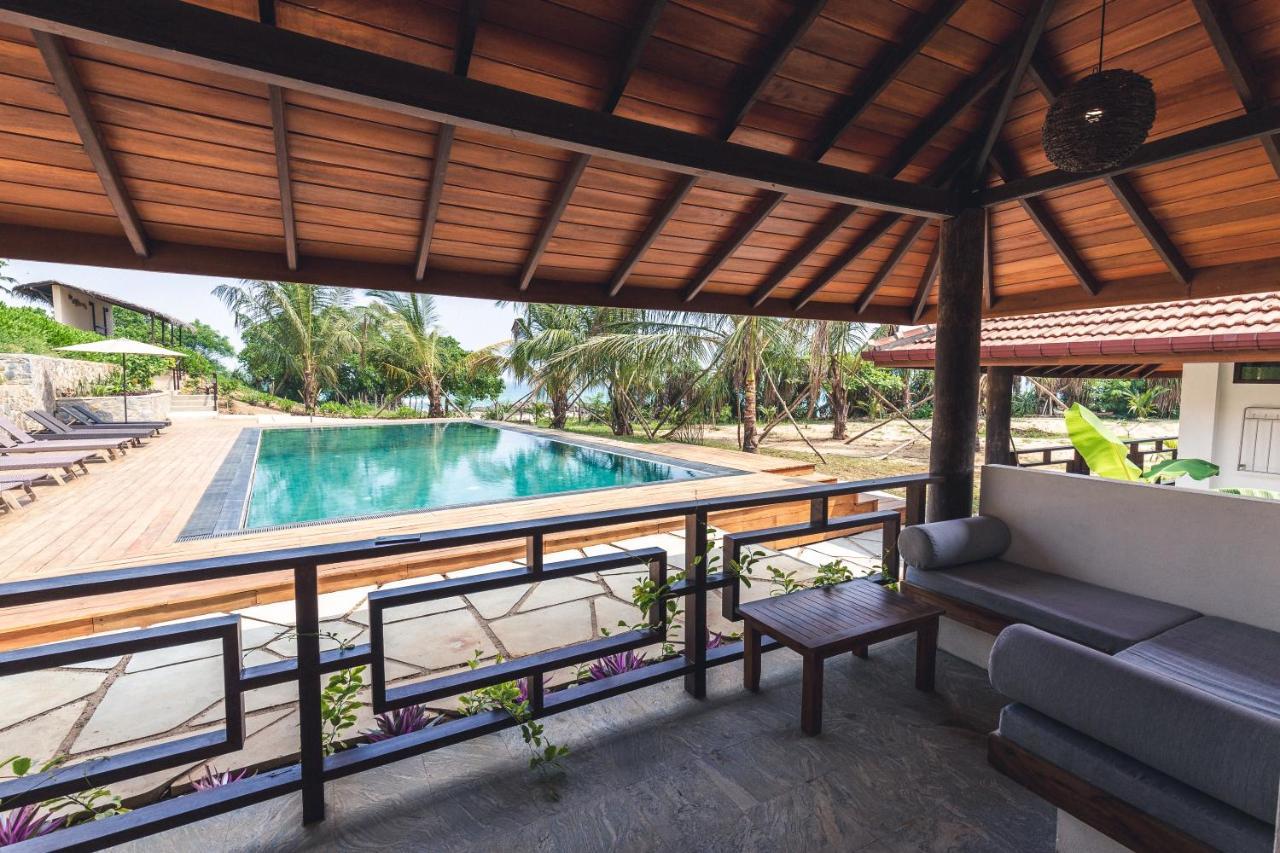 Hotel Omia Tangalle Esterno foto